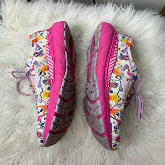 Brooks Women Empower Her Adrenaline GTS 21 Running Shoes Unity Together Sneakers - Picture 8 of 11